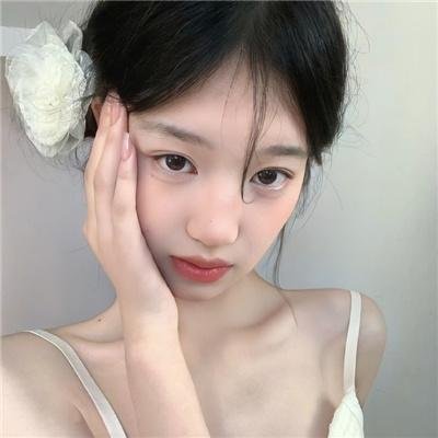 在窗边